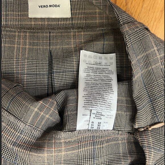 Nordstrom Tracy Check Pleated Miniskirt (Size 10) - Picture 6 of 11